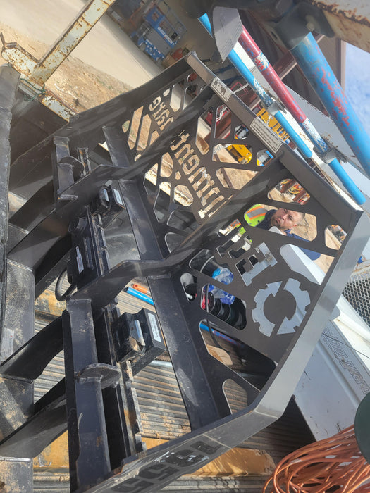 2021 PALADIN 48" Pallet Forks - Paladin