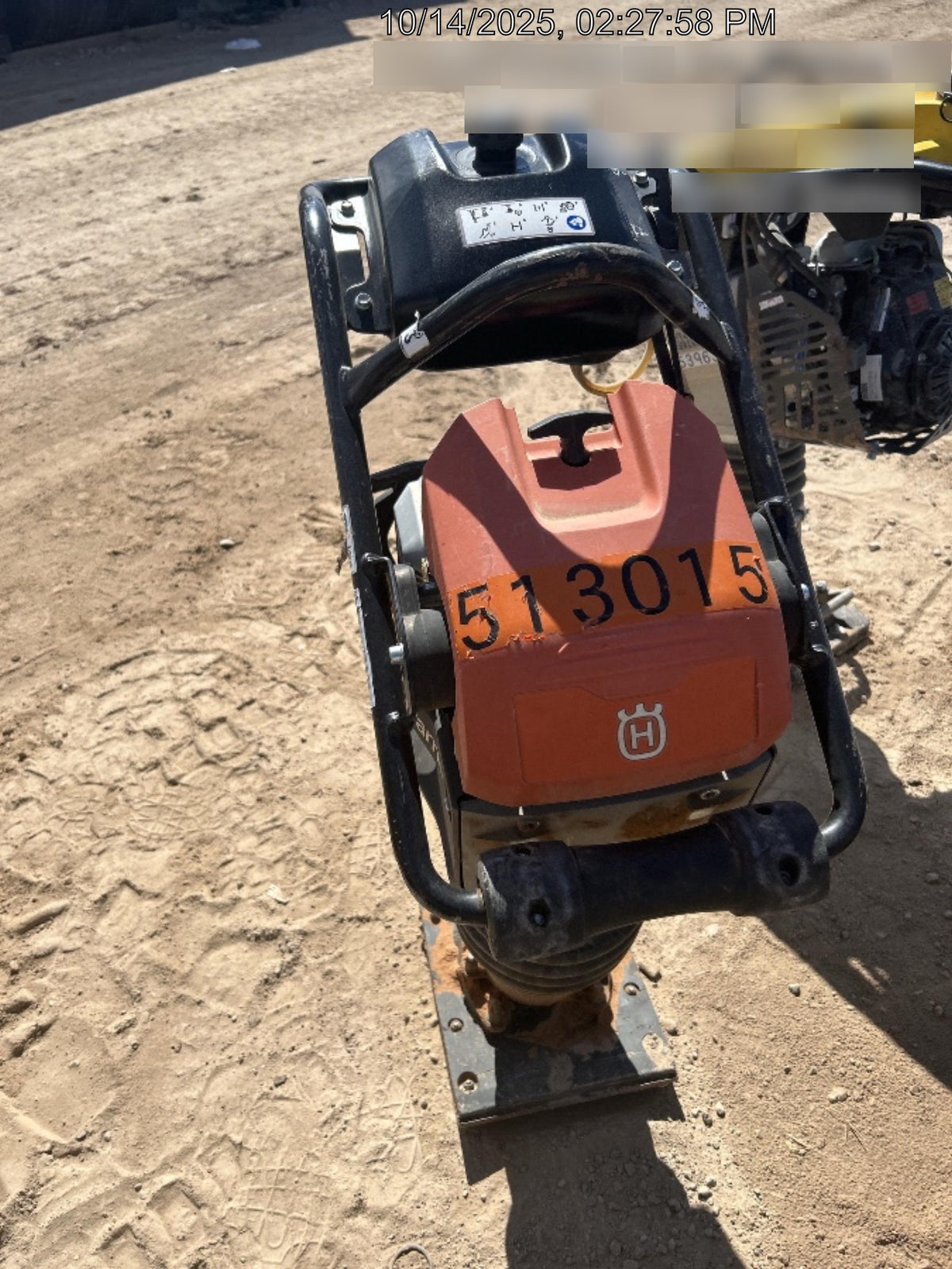 2025 HUSQVARNA LT6005