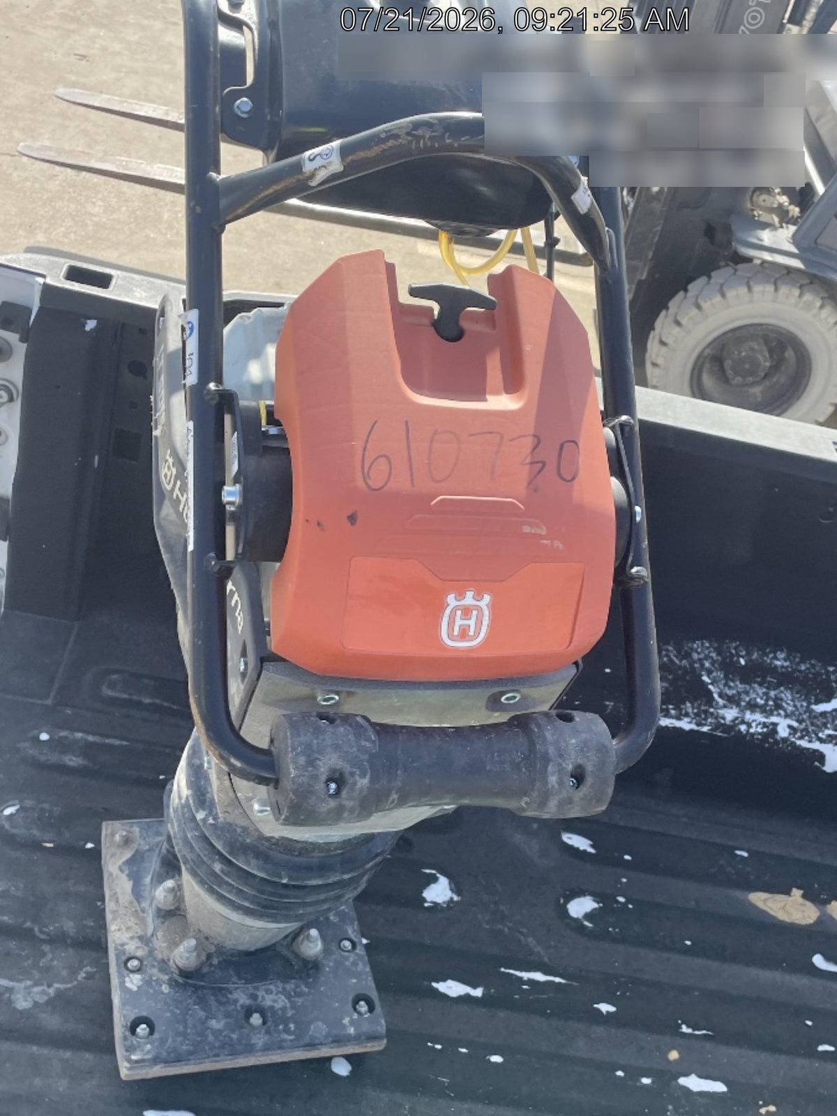 2025 HUSQVARNA LT6005