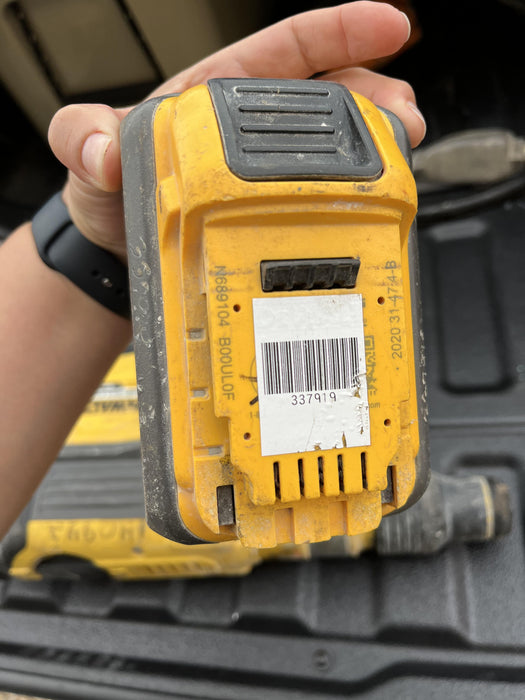 2021 DEWALT DCH614X2