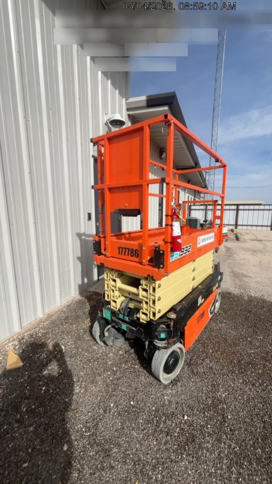 2021 JLG ES1932
