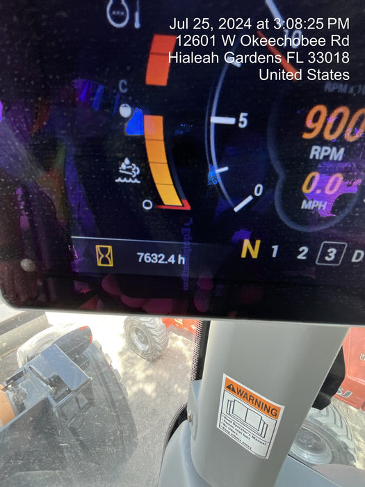 2018 Case 721G CLOSED CAB, 1 FUNCTION, JRB 416 STYLE HYD COUPLER