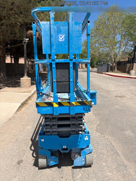 2023 GENIE GS-1932