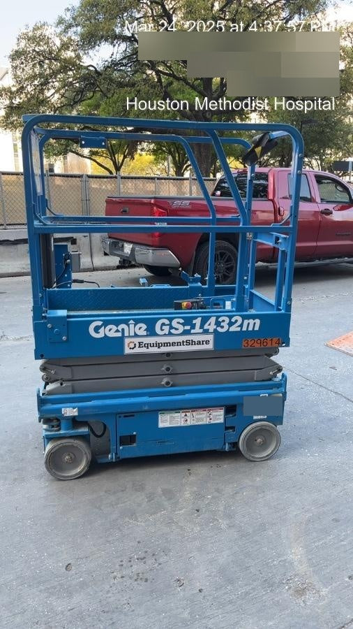 2023 GENIE GS-1432