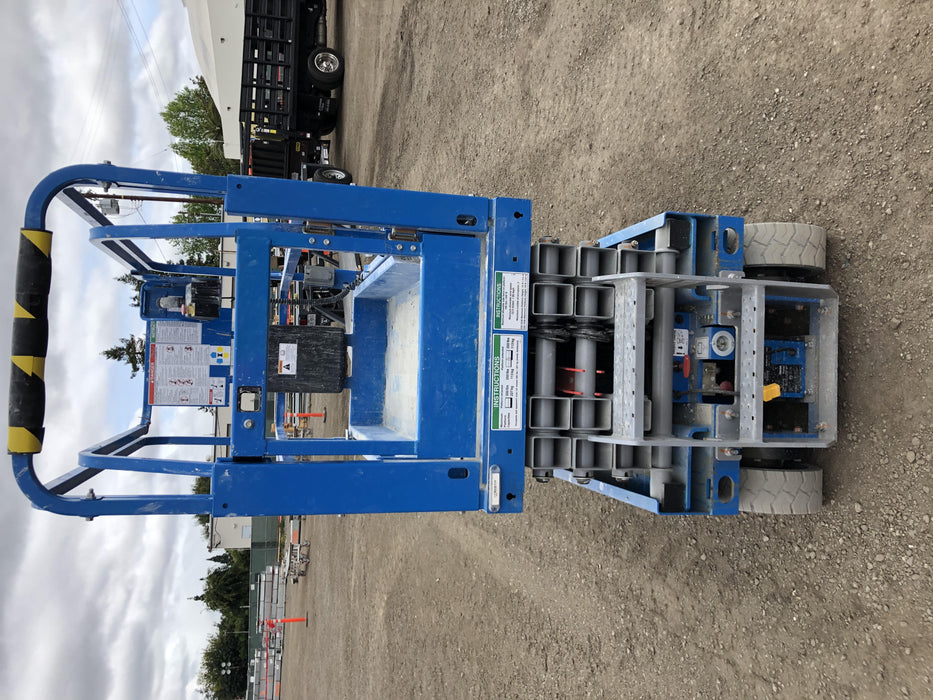 2019 Genie GS-1930 Half Height Swing Gate, 800W Inverter