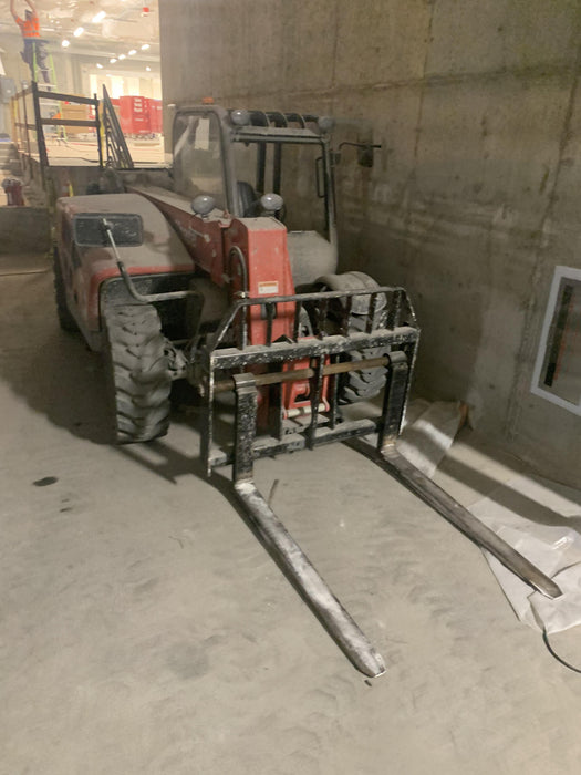 2020 Manitou MTA5519 Canopy, Solid Tires, Work Lights, Beacon, Aux Hydraulics, Back up Alarm, Mirrors, ES Keypad