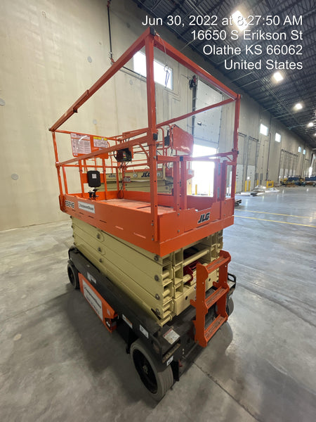 2022 JLG R3246