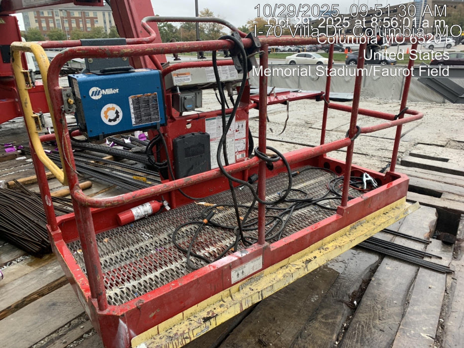 2025 MILLER ELECTRIC CST-282