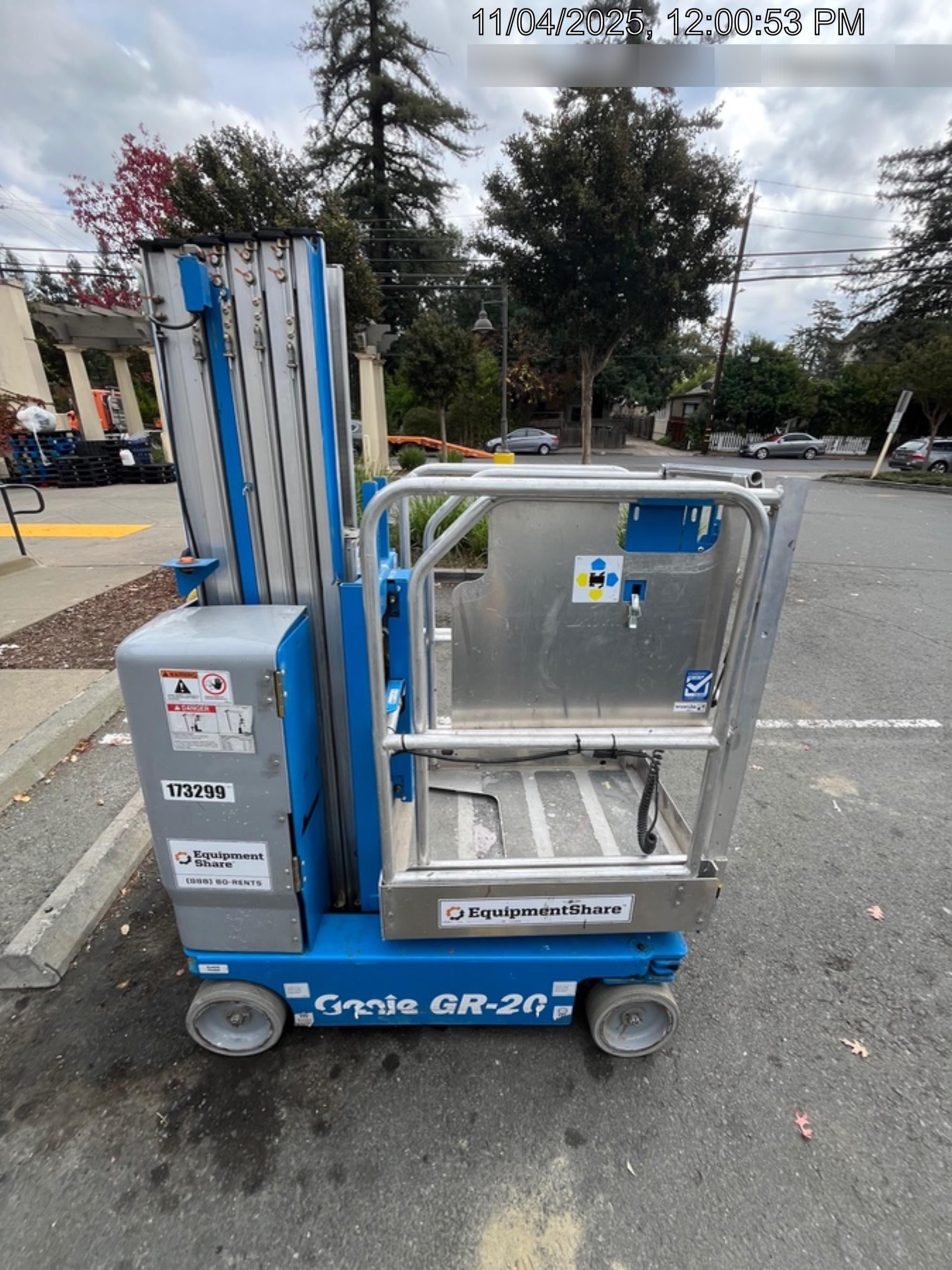 2021 GENIE GR-20