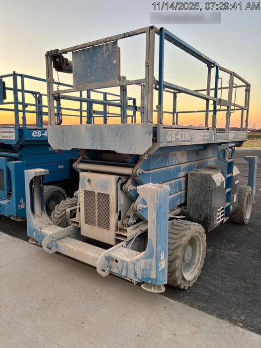 2020 GENIE GS-4390 RT