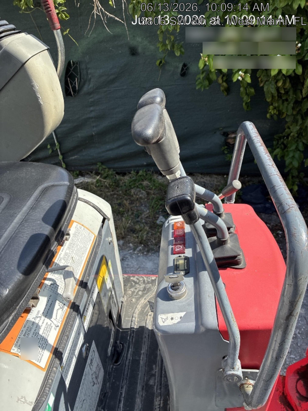 2022 TAKEUCHI TB210R