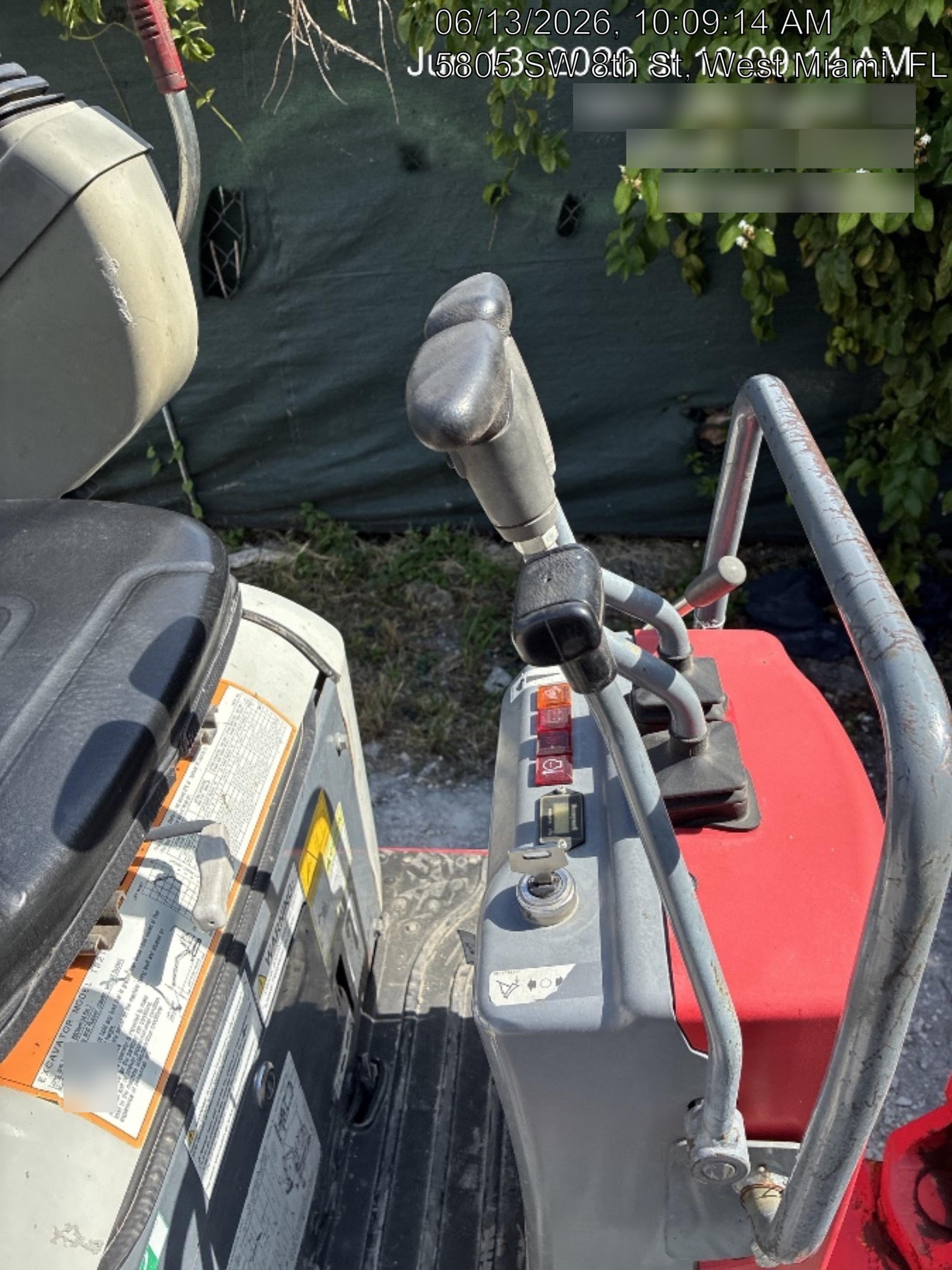 2022 TAKEUCHI TB210R
