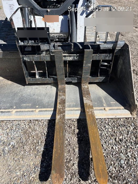 2021 TAKEUCHI 48" Pallet Forks - Takeuchi