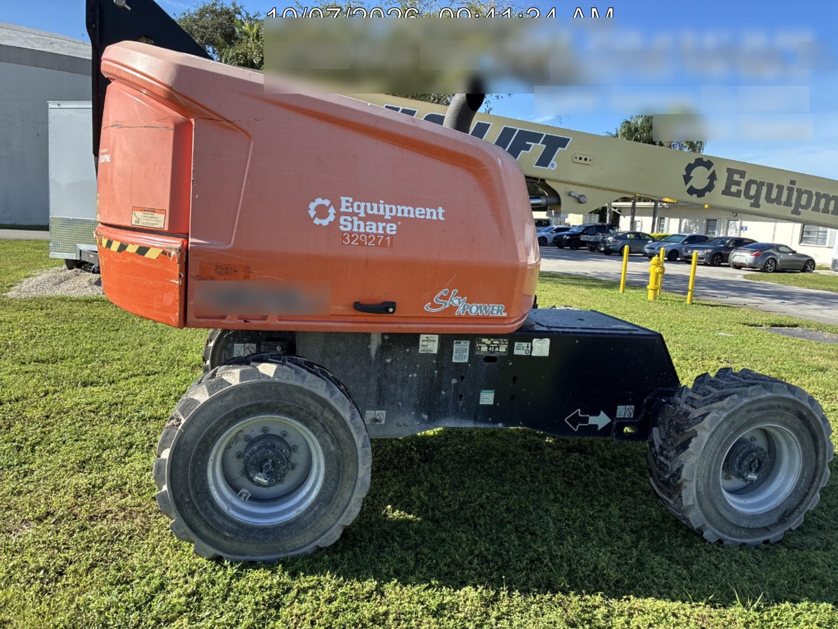 2023 JLG 460SJ
