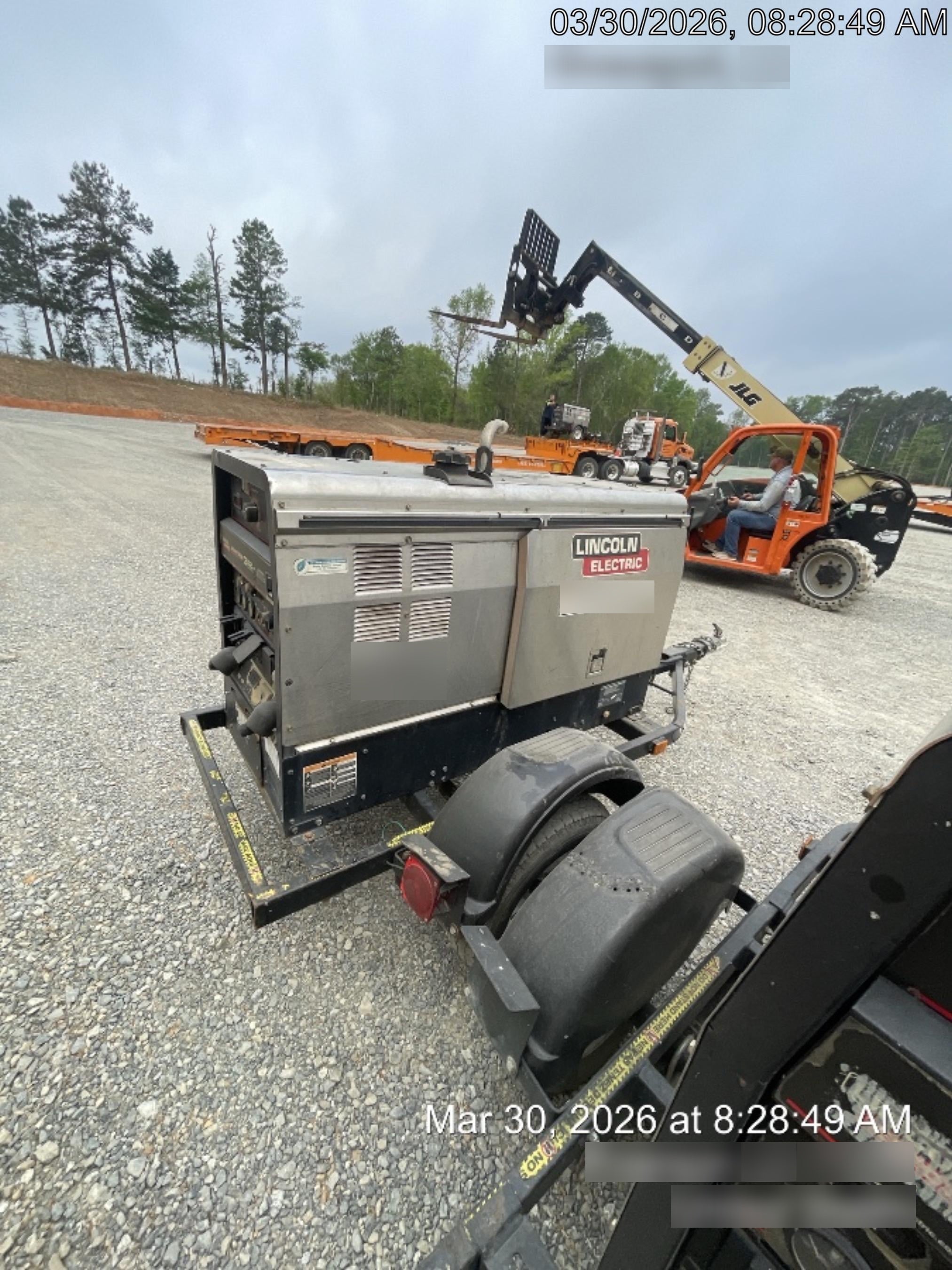 2018 Lincoln Electric Vantage 322 Lincoln Vantage 322 Welder Ready Pak 3 - Vantage 322, Trailer, Fender and light kit, Cable rack