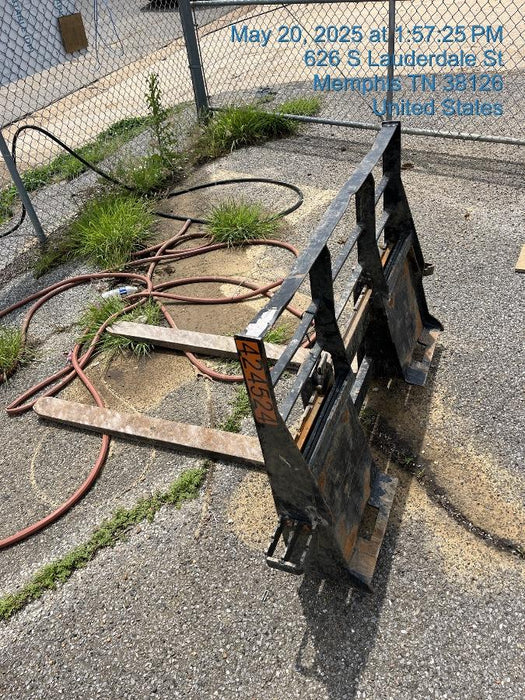 2024 ARROW MATERIAL HANDLING 72" Pallet Forks - Arrow