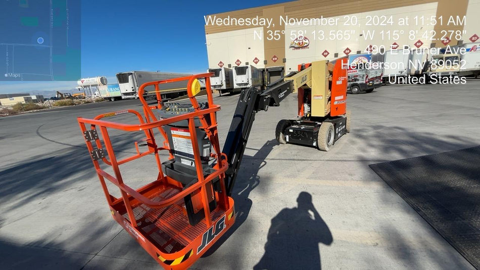 2024 JLG E300AJP
