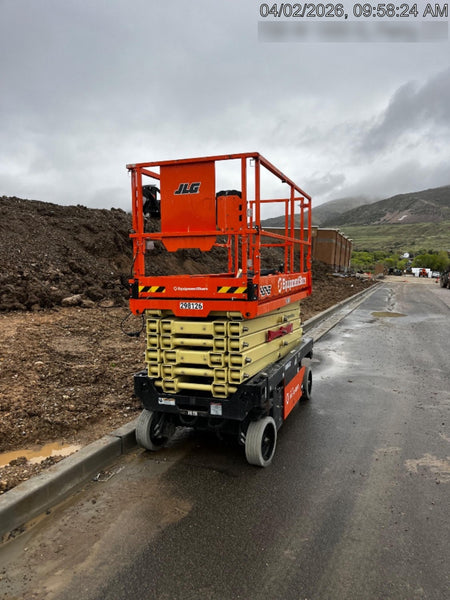 2023 JLG R4045