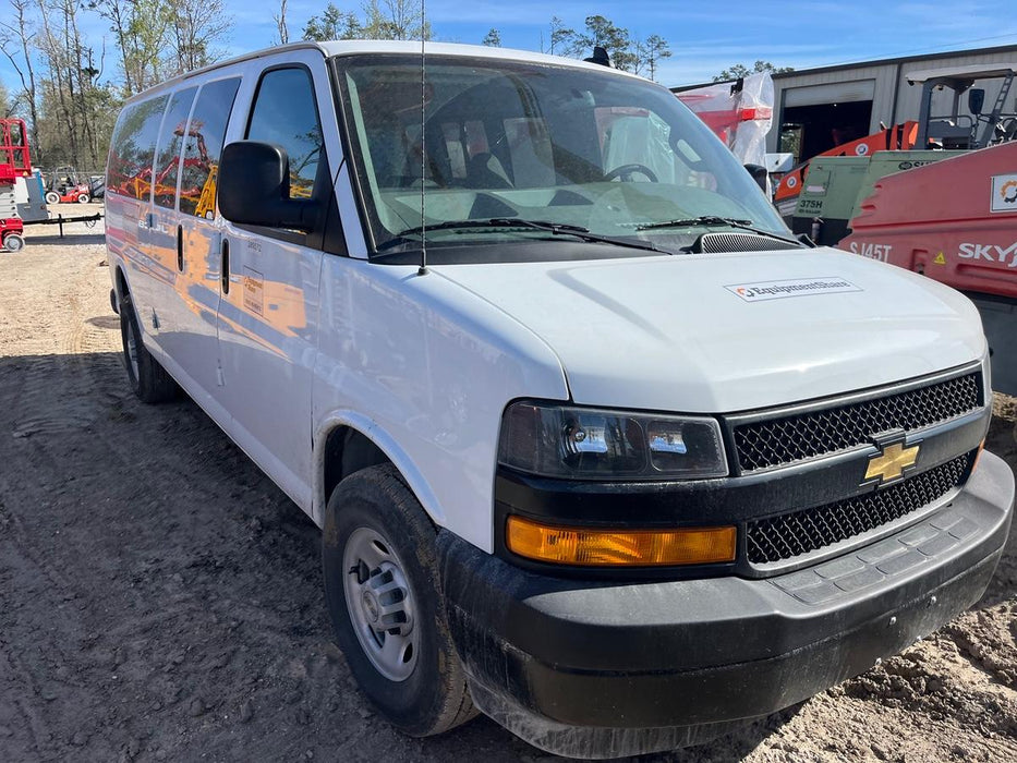 2023 CHEVROLET Express Van - Rental