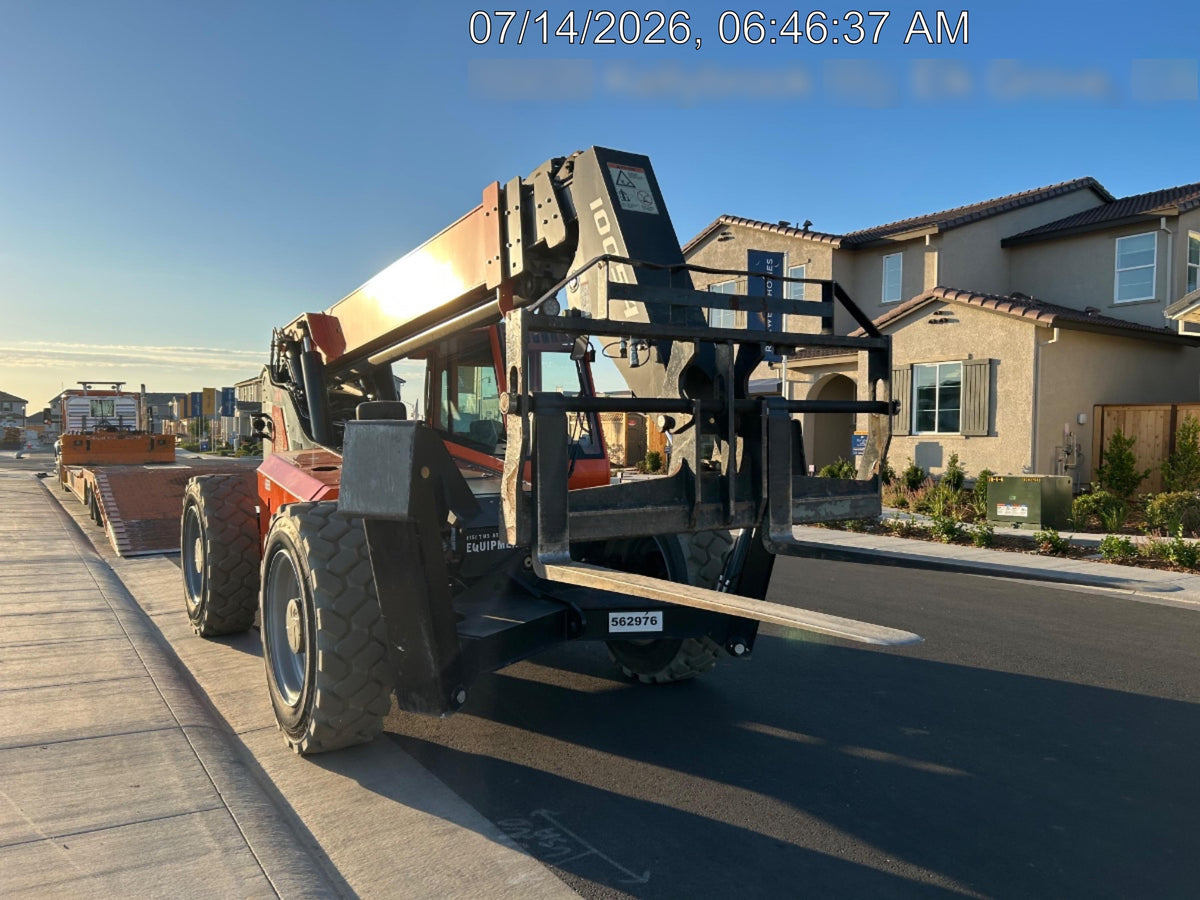 2025 SKYTRAK 10054