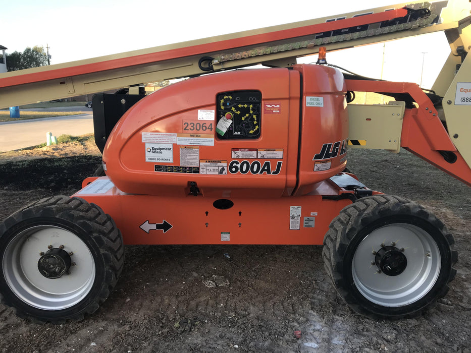 2019 JLG 600AJ