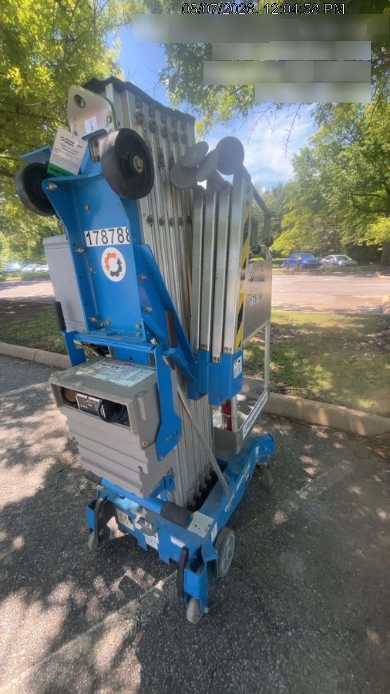 2021 GENIE AWP-30S DC