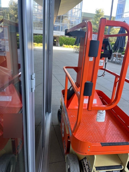 2024 JLG 1230ES