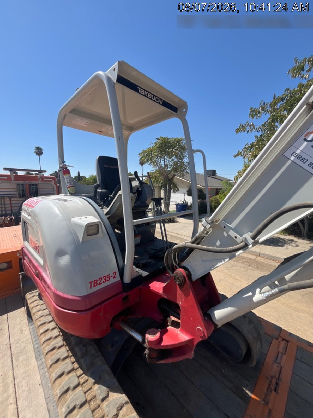 2021 TAKEUCHI TB235-2R