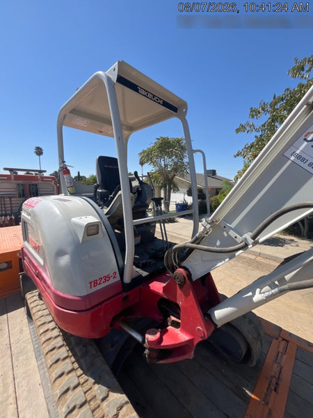 2021 TAKEUCHI TB235-2R