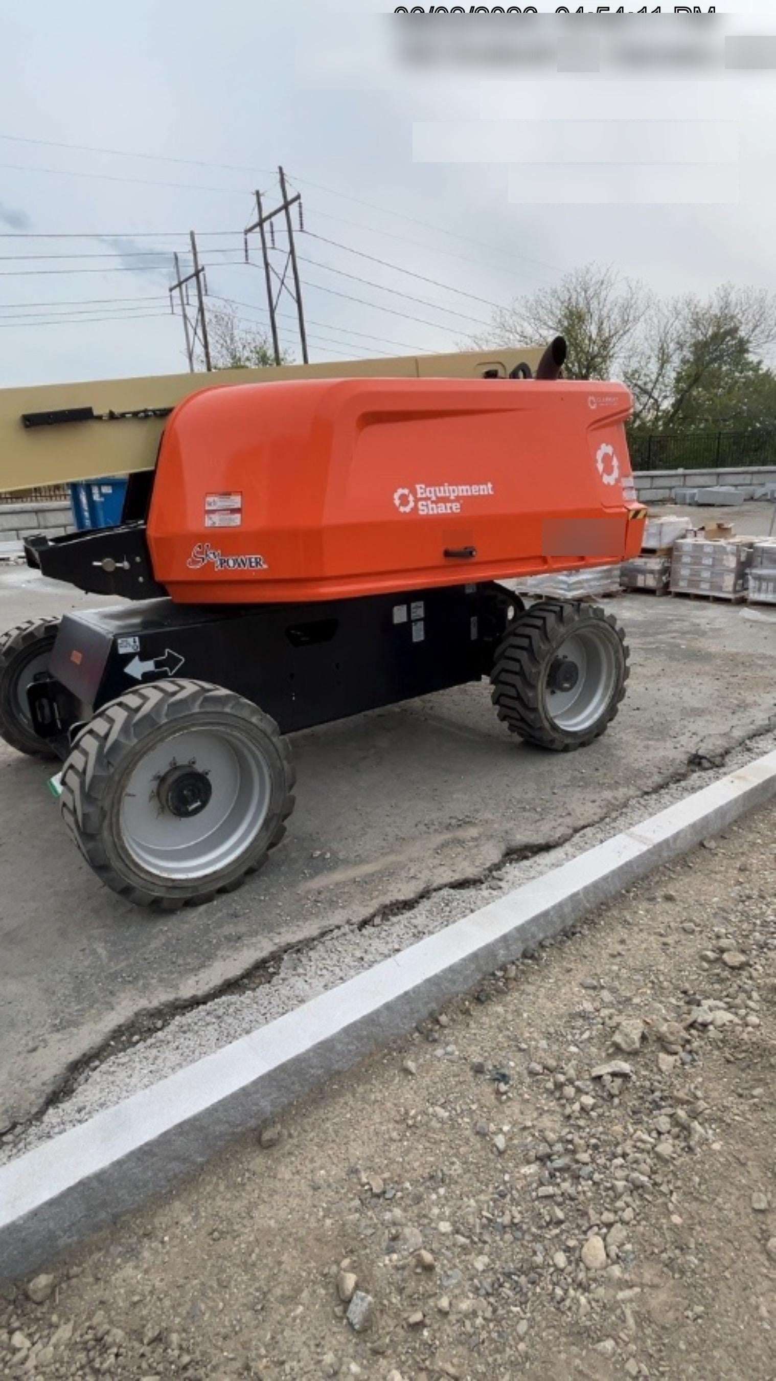 2024 JLG 660SJ