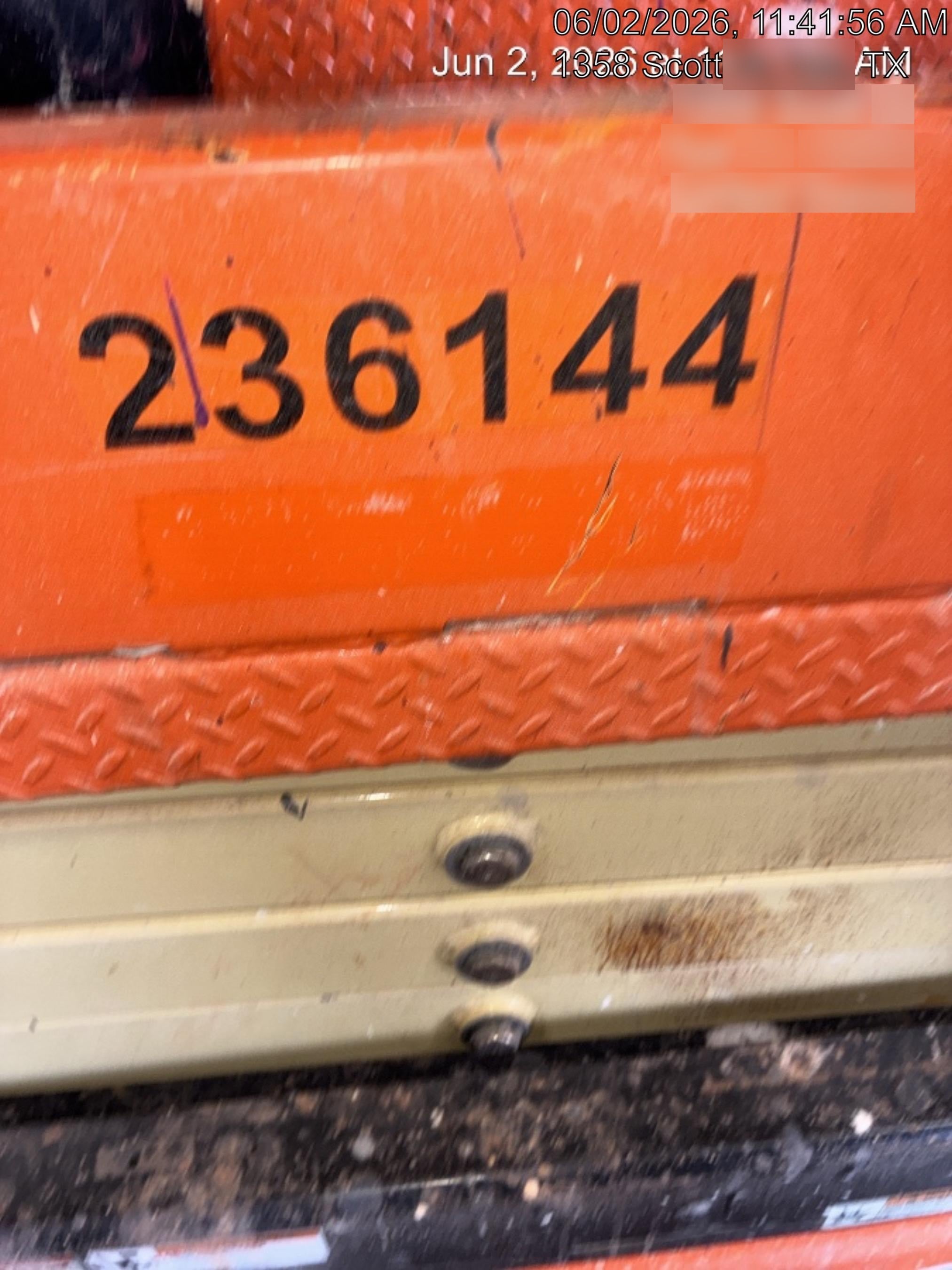 2022 JLG ES1932