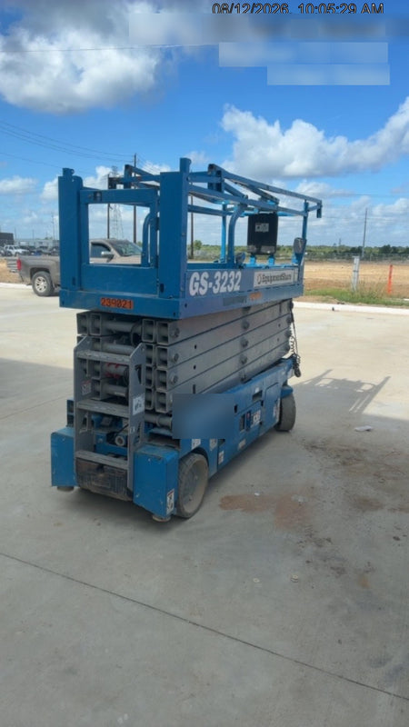 2022 GENIE GS-3232