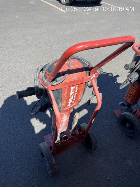 2020 HILTI TE 3000-AVR