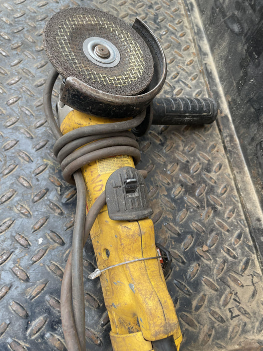 2022 DEWALT DWE402N