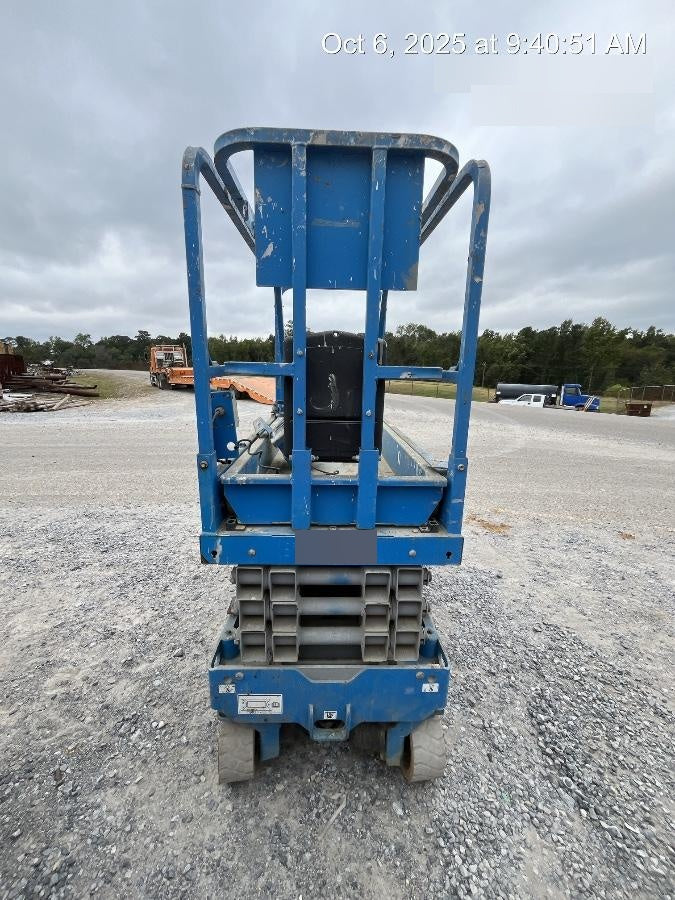 2019 Genie GS-1930 Fixed Rails with Chain Entry