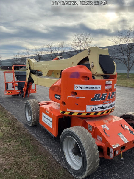 2022 JLG E450AJ