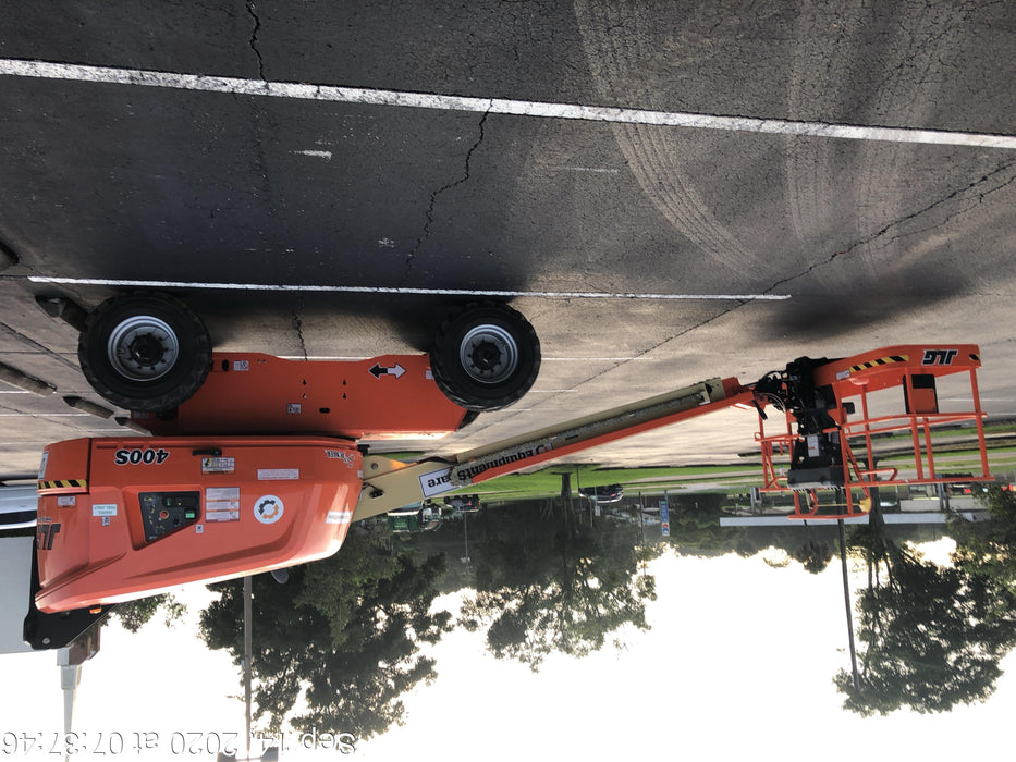 2020 JLG 400S