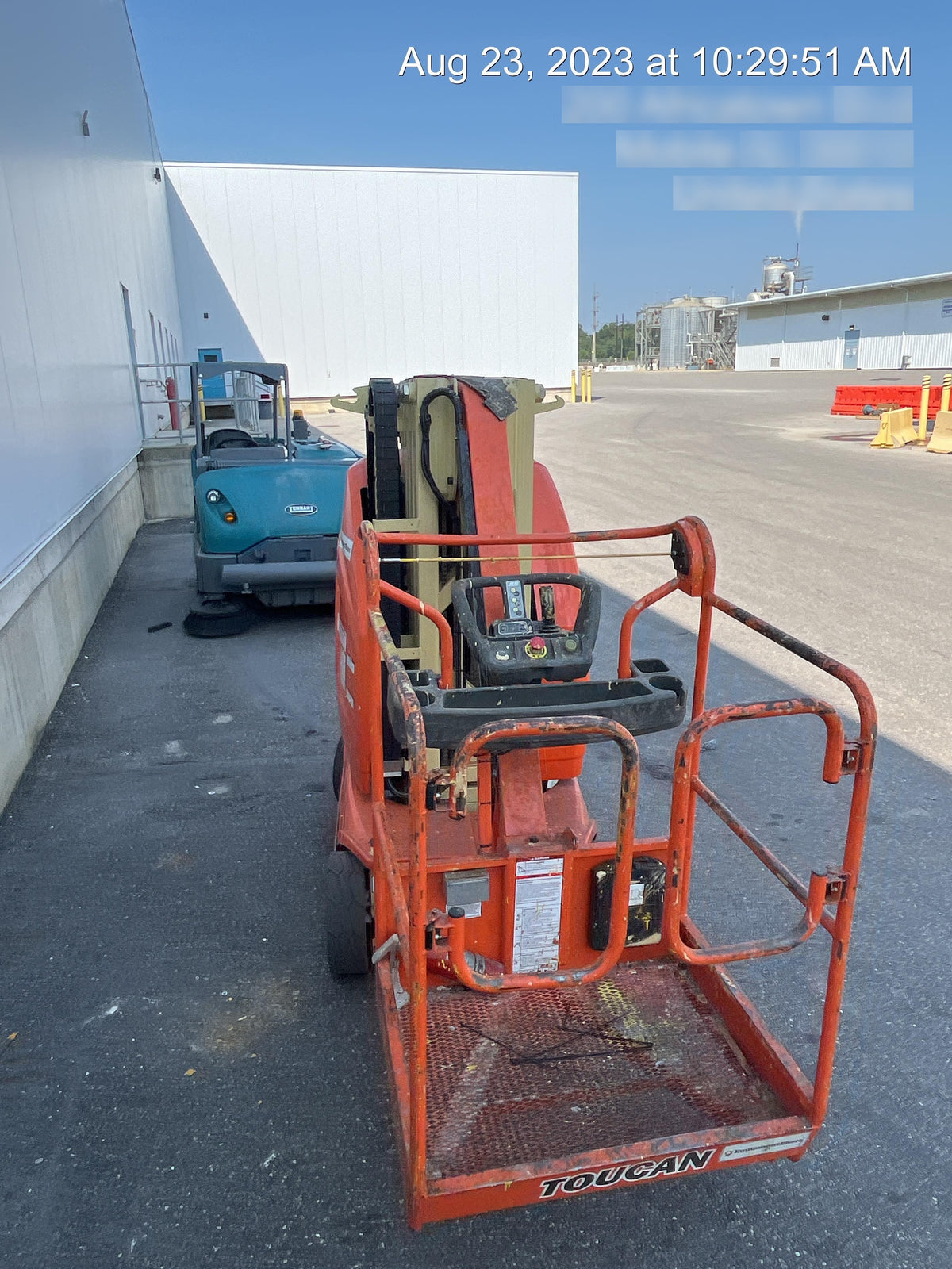 2022 JLG 26E