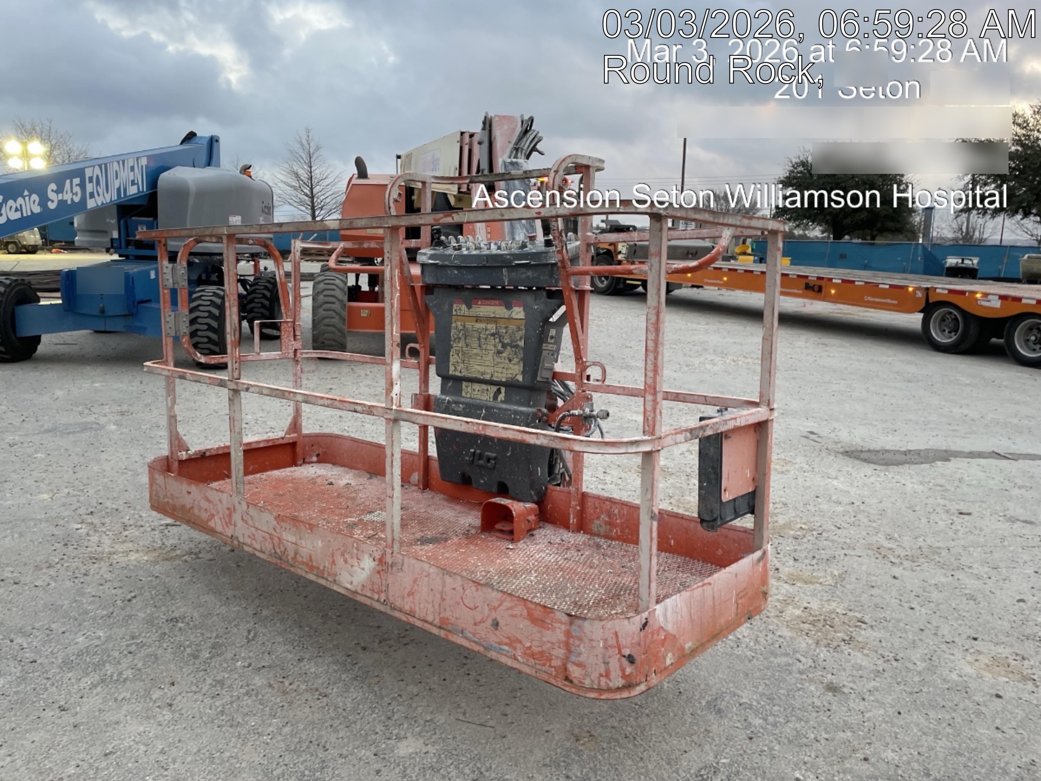 2016 JLG 660SJ