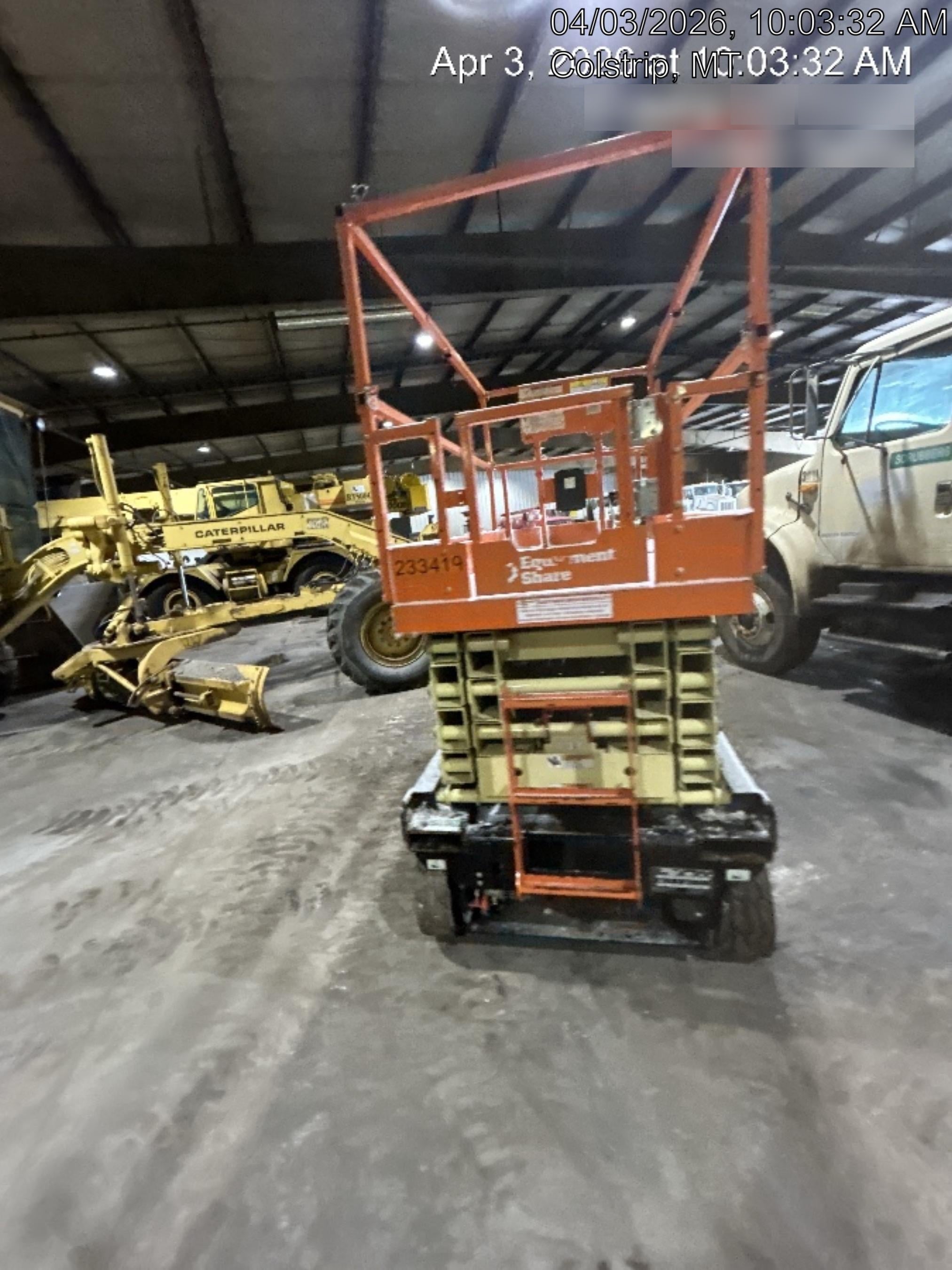 2022 JLG ES3246