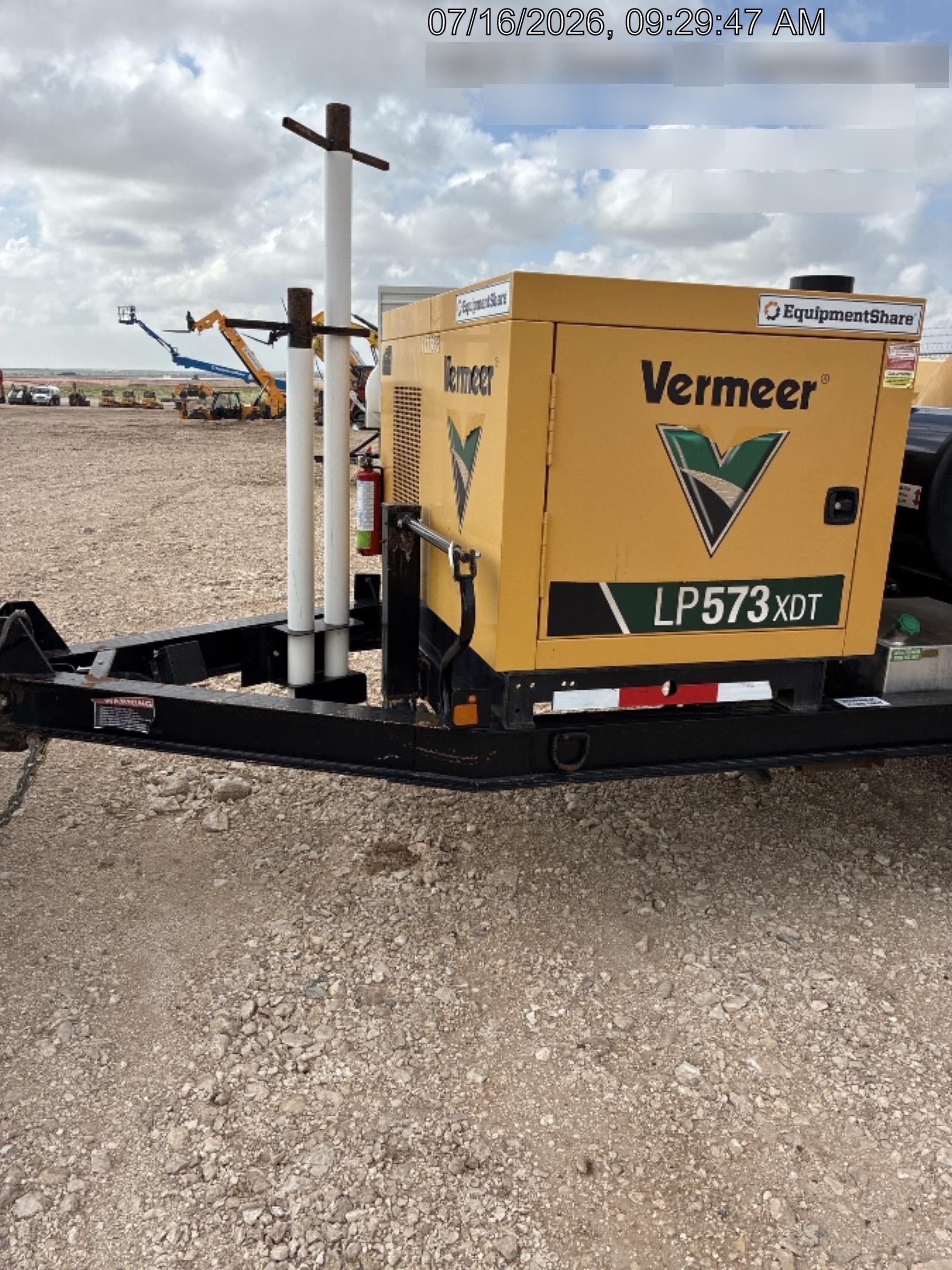 2021 VAC-TRON LP573XDT