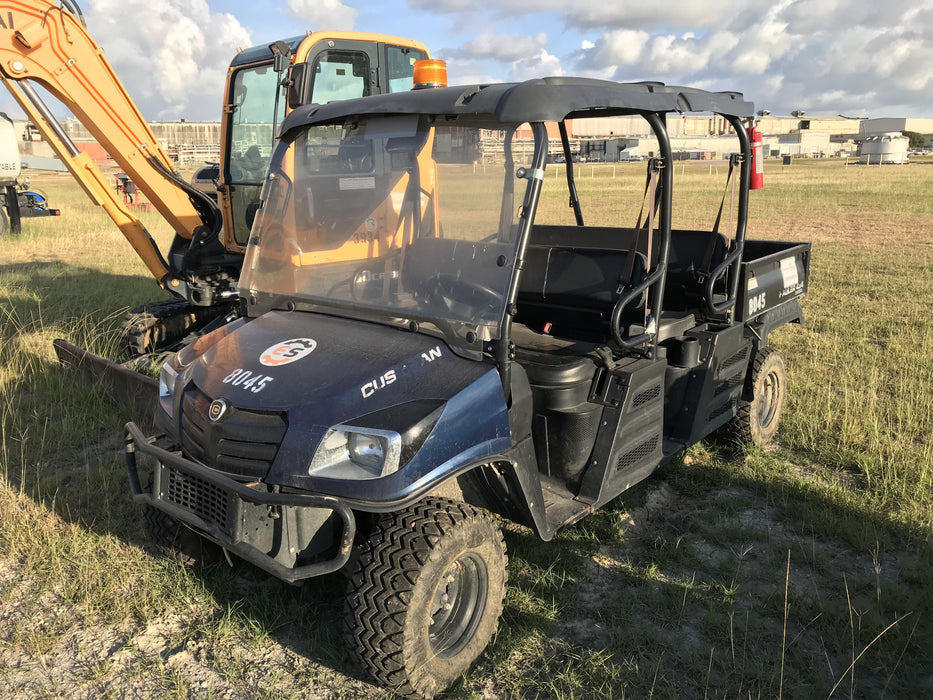 2018 Cushman Hauler 4x4 Crew Cushman Hauler 4X4 Crew Utility Vehicle w/Skid Plate, Amber Strobe