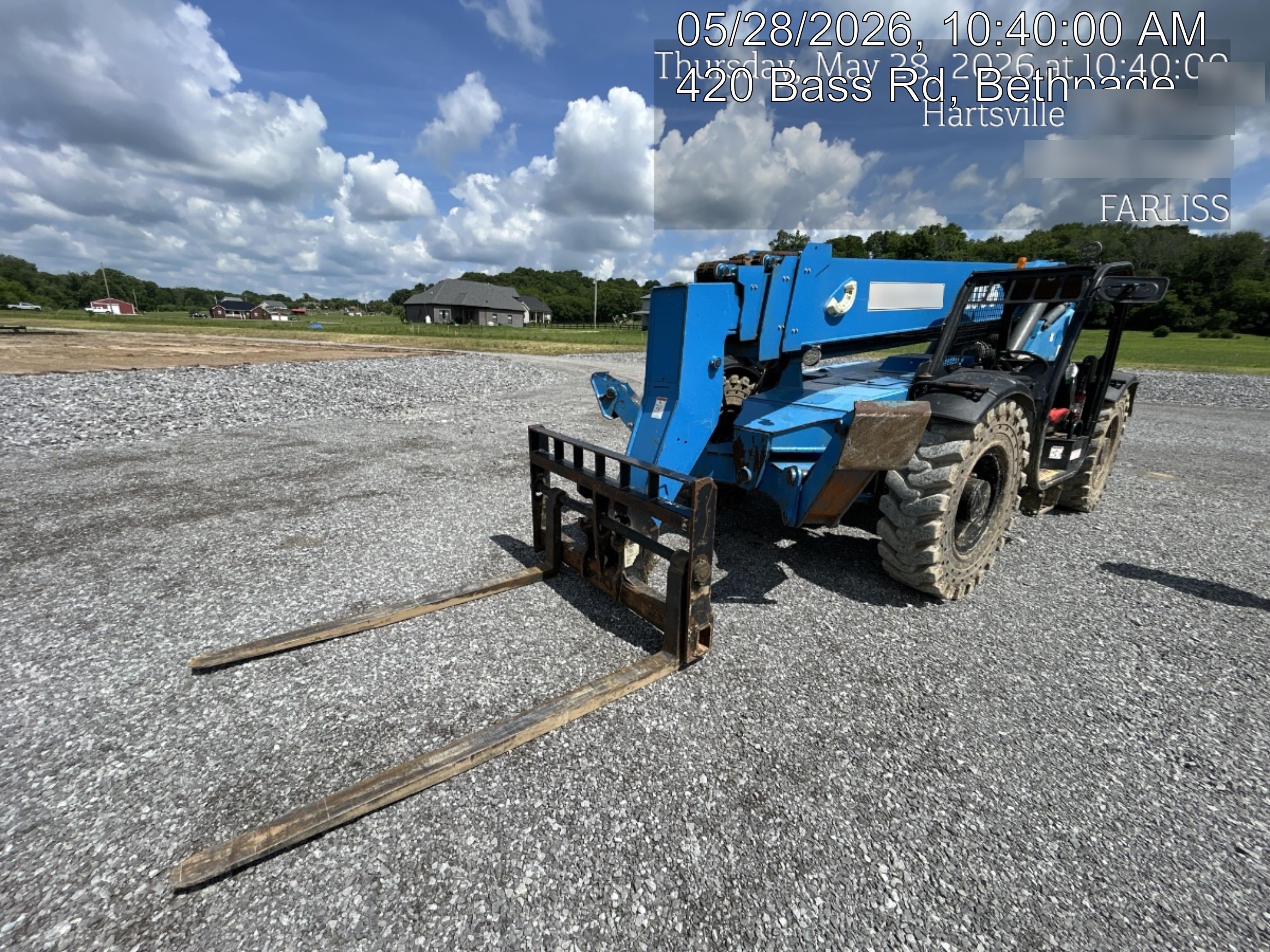 2018 Genie GTH-1056 Genie GTH-1056 w/ROPS, Work Lights, Solid Tires, RH Cab Mesh, Beacon, 60" Carriage and Forks