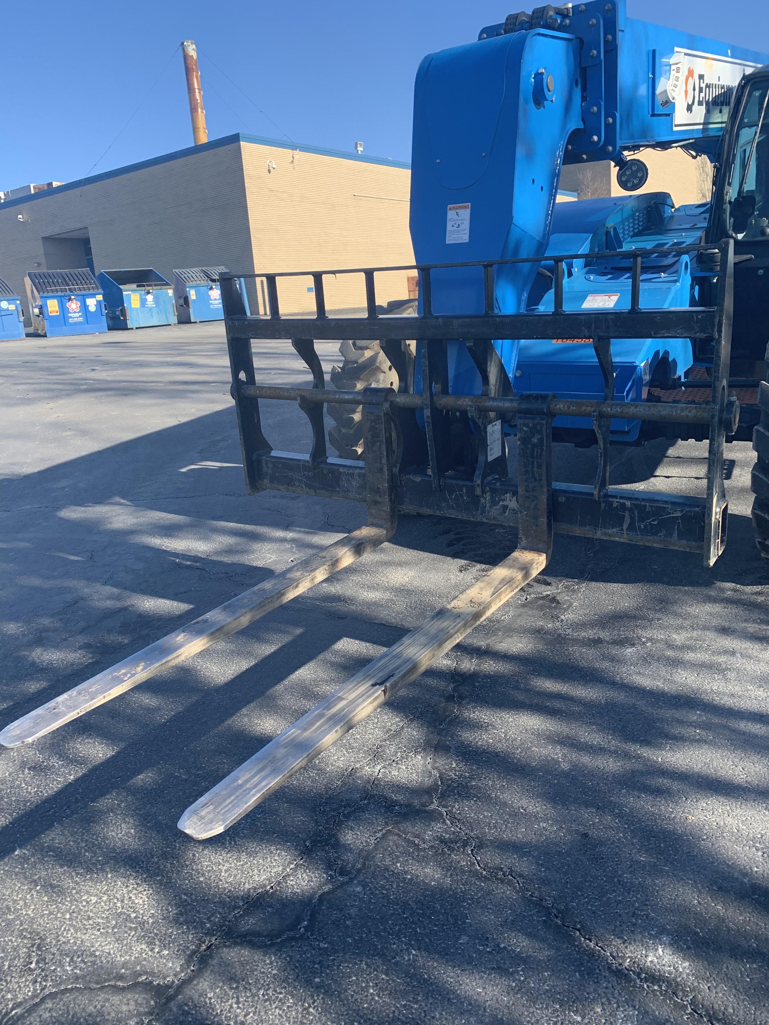 2021 GENIE GTH-844