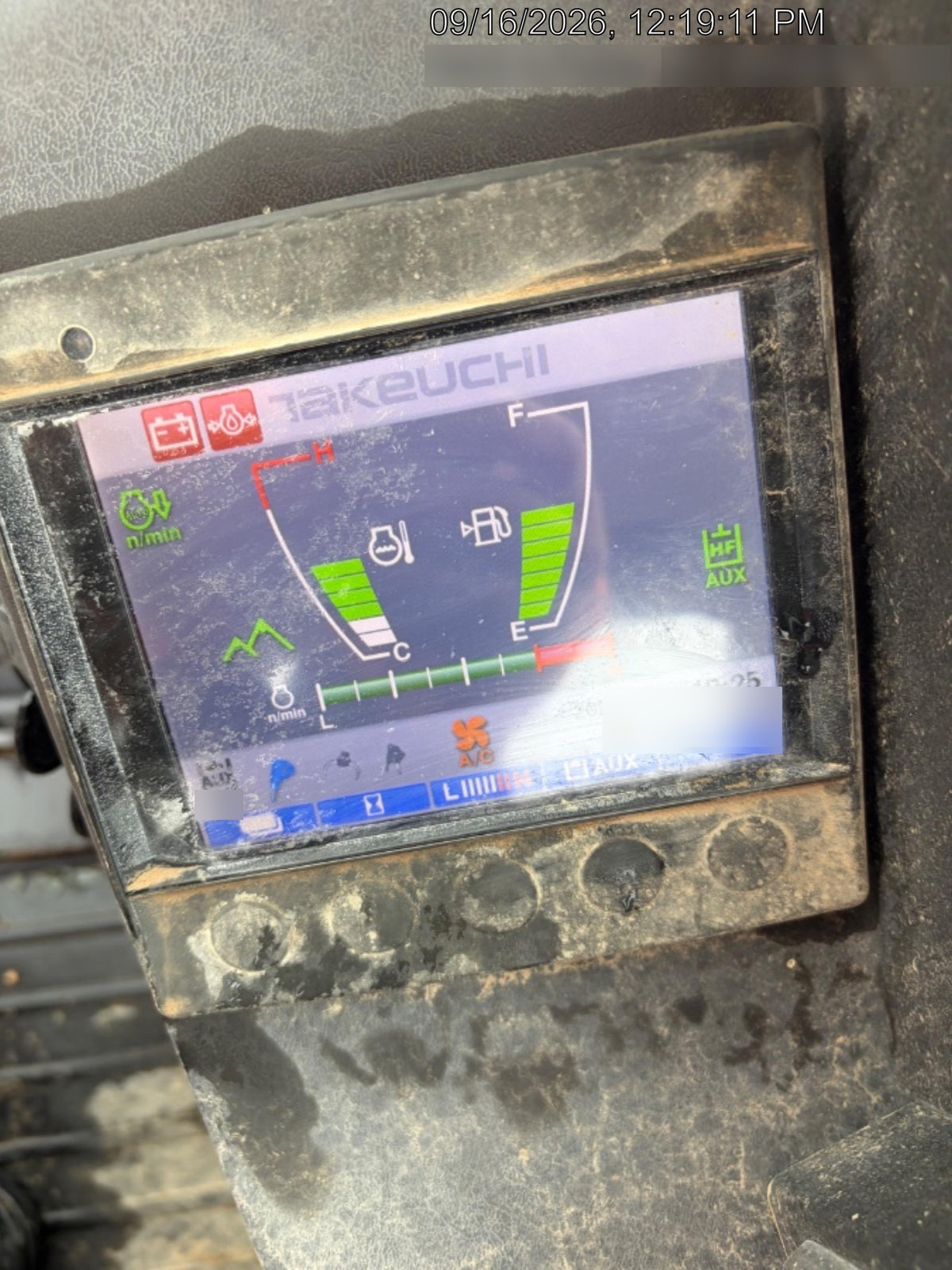 2021 TAKEUCHI TB250-2C