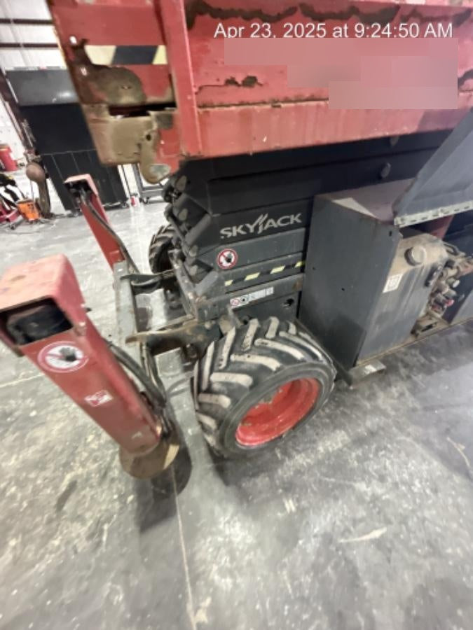 2016 SKYJACK SJ6832 RT