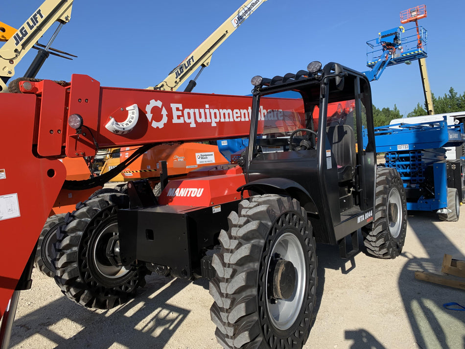 2020 MANITOU 8044