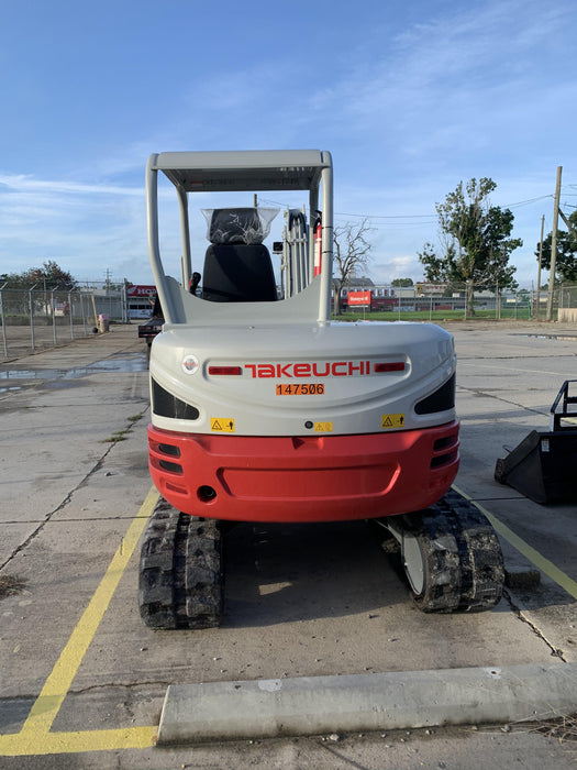 2021 TAKEUCHI TB250-2