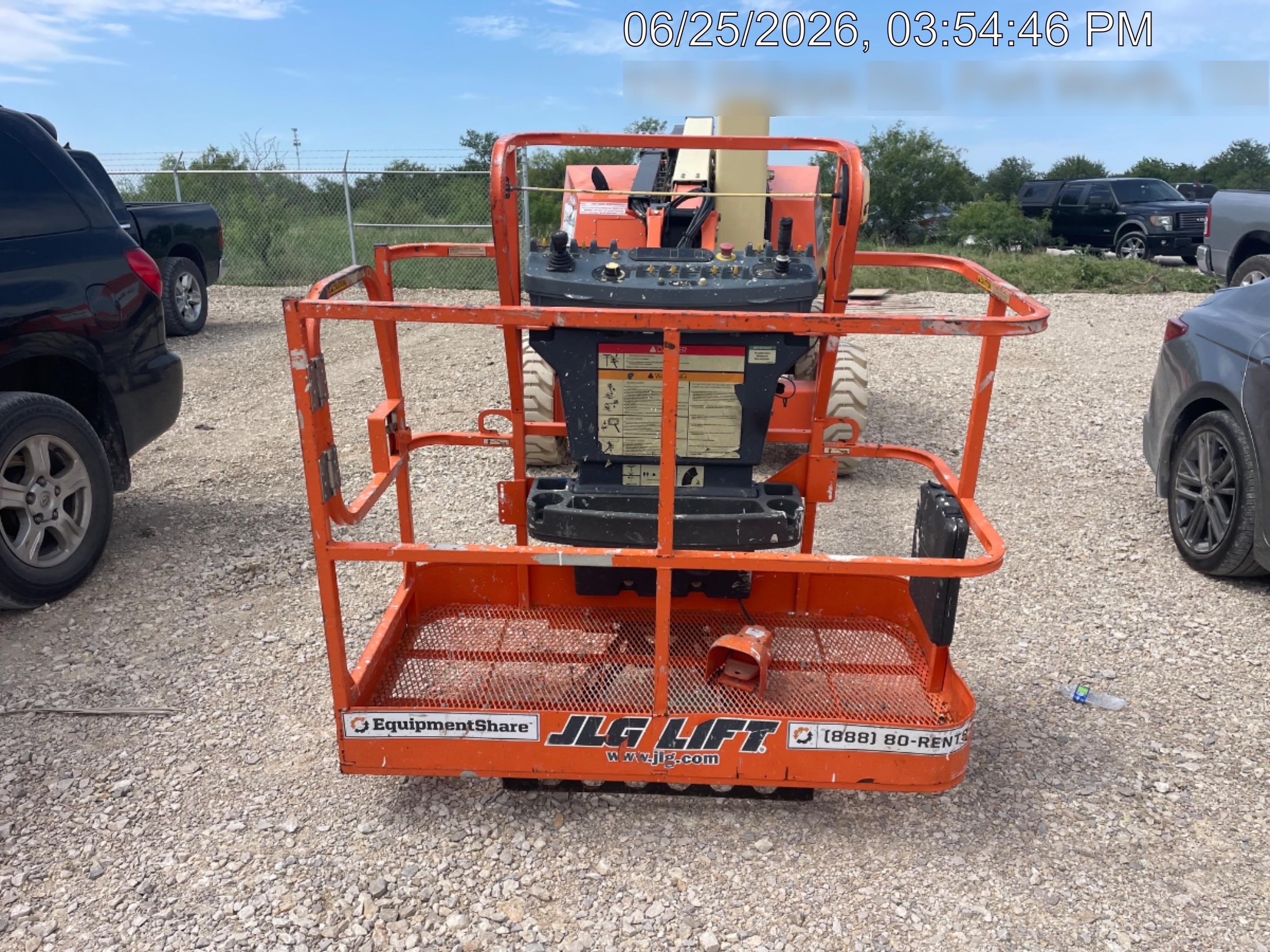 2022 JLG 340AJ