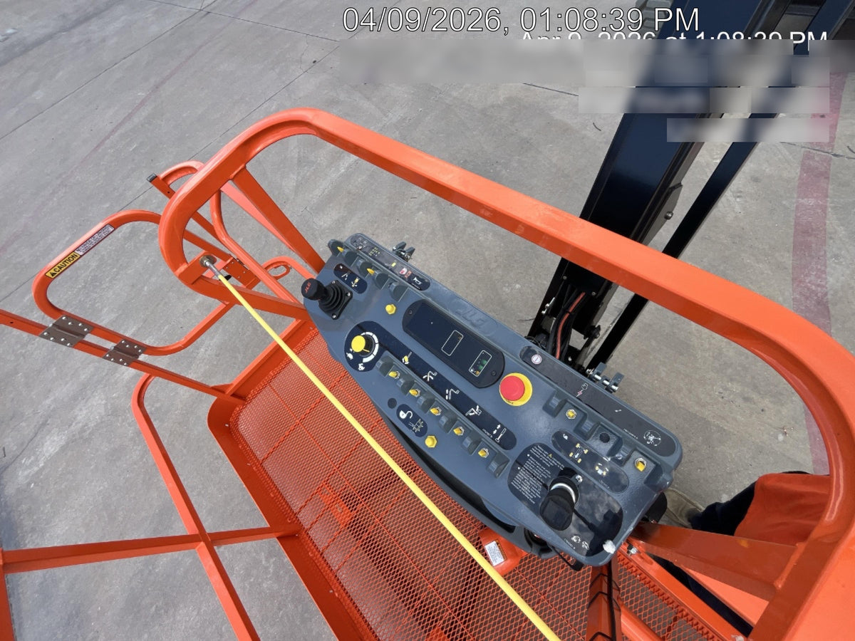 2026 JLG 600AJ